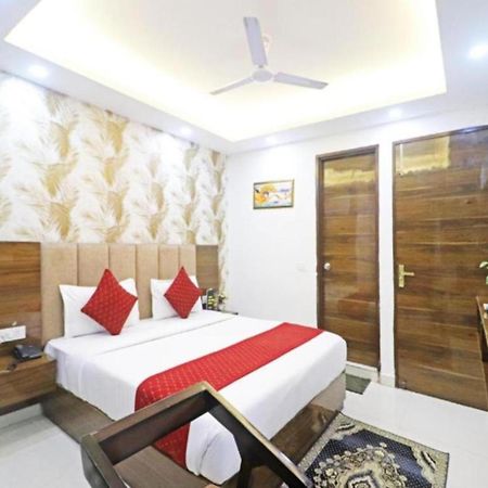 Hotel Vijaydeep Place Near Delhi Airport New Delhi Exteriör bild