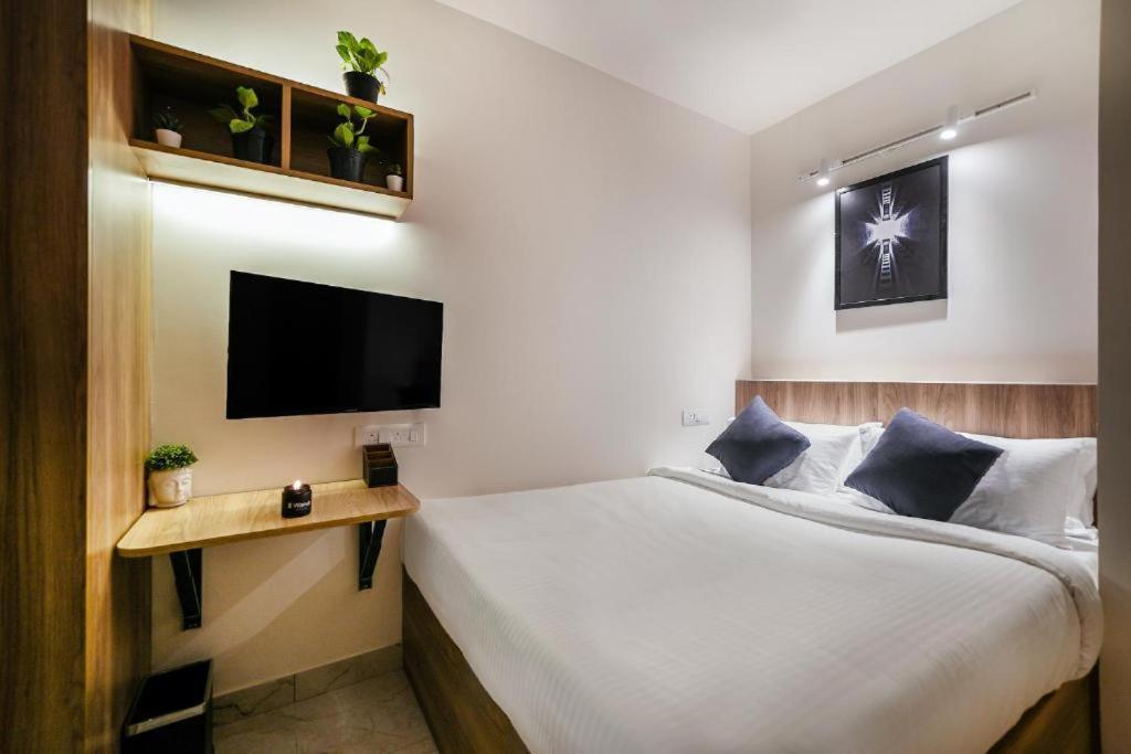 Hotel Vijaydeep Place Near Delhi Airport New Delhi Exteriör bild