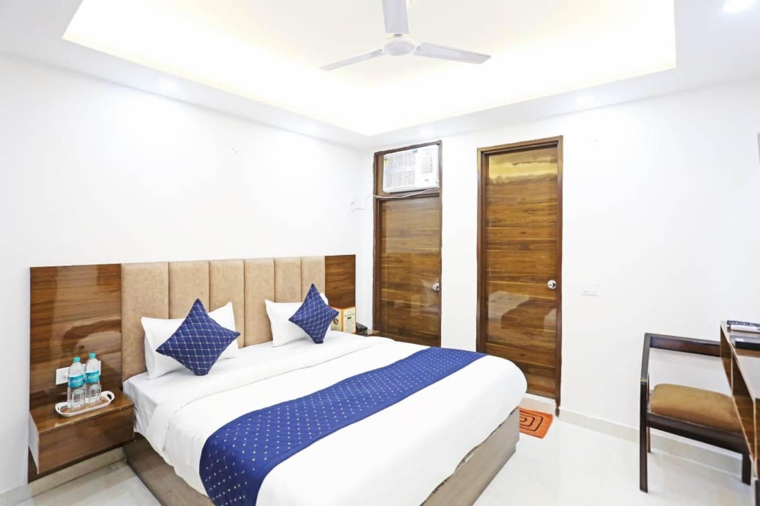 Hotel Vijaydeep Place Near Delhi Airport New Delhi Exteriör bild